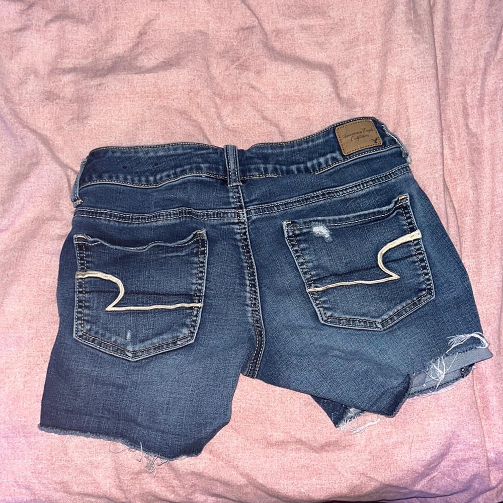 American eagle. Size 2. Super stretch shorts